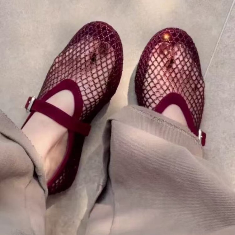 Sandals - Sandálias Femininas Vazadas com Strass, Novidade